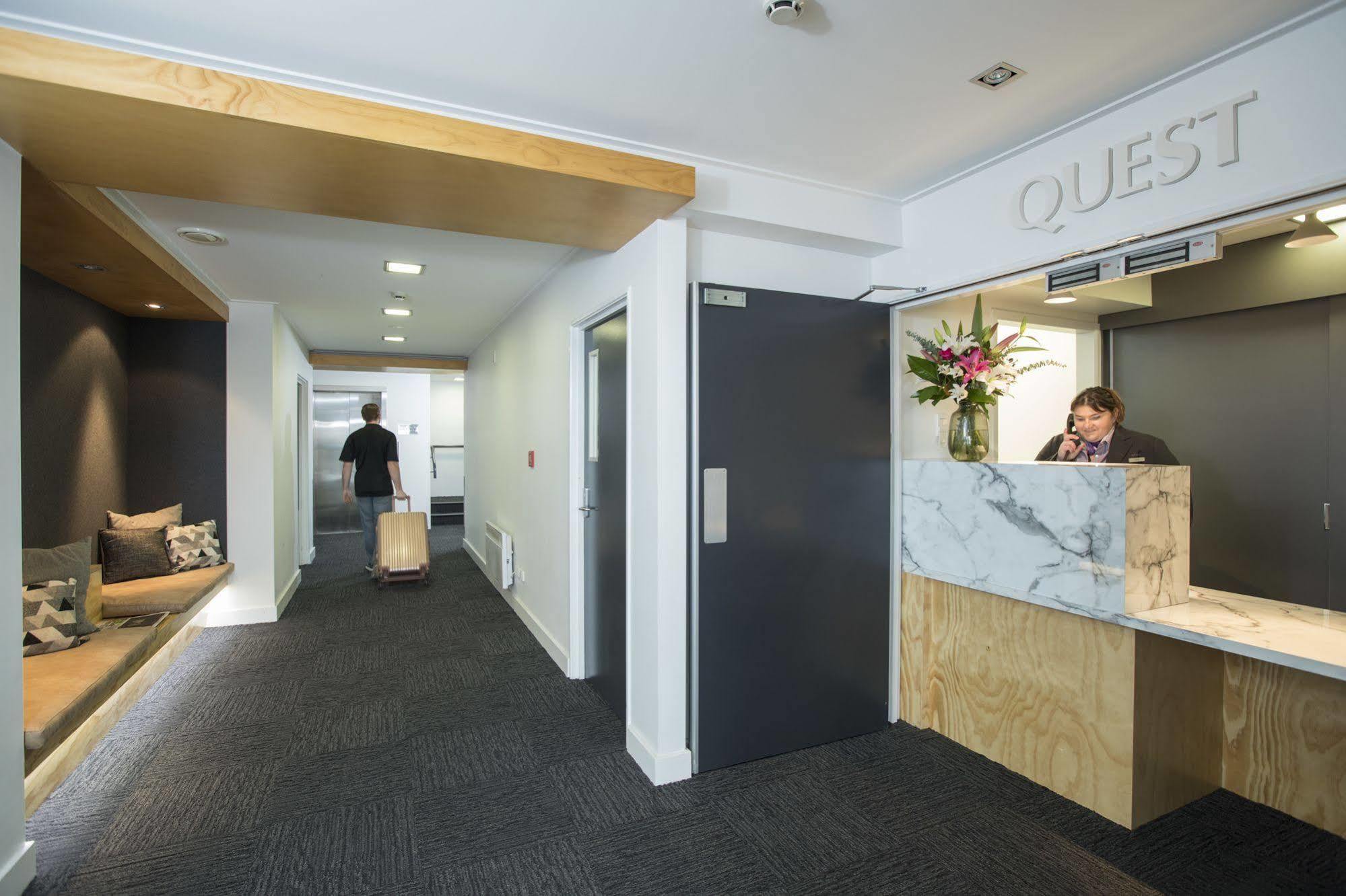 Quest Dunedin Serviced Apartments Exteriör bild