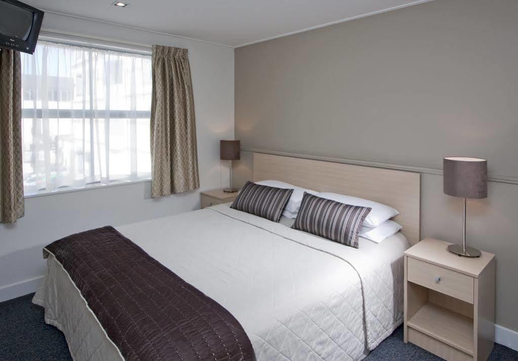 Quest Dunedin Serviced Apartments Exteriör bild